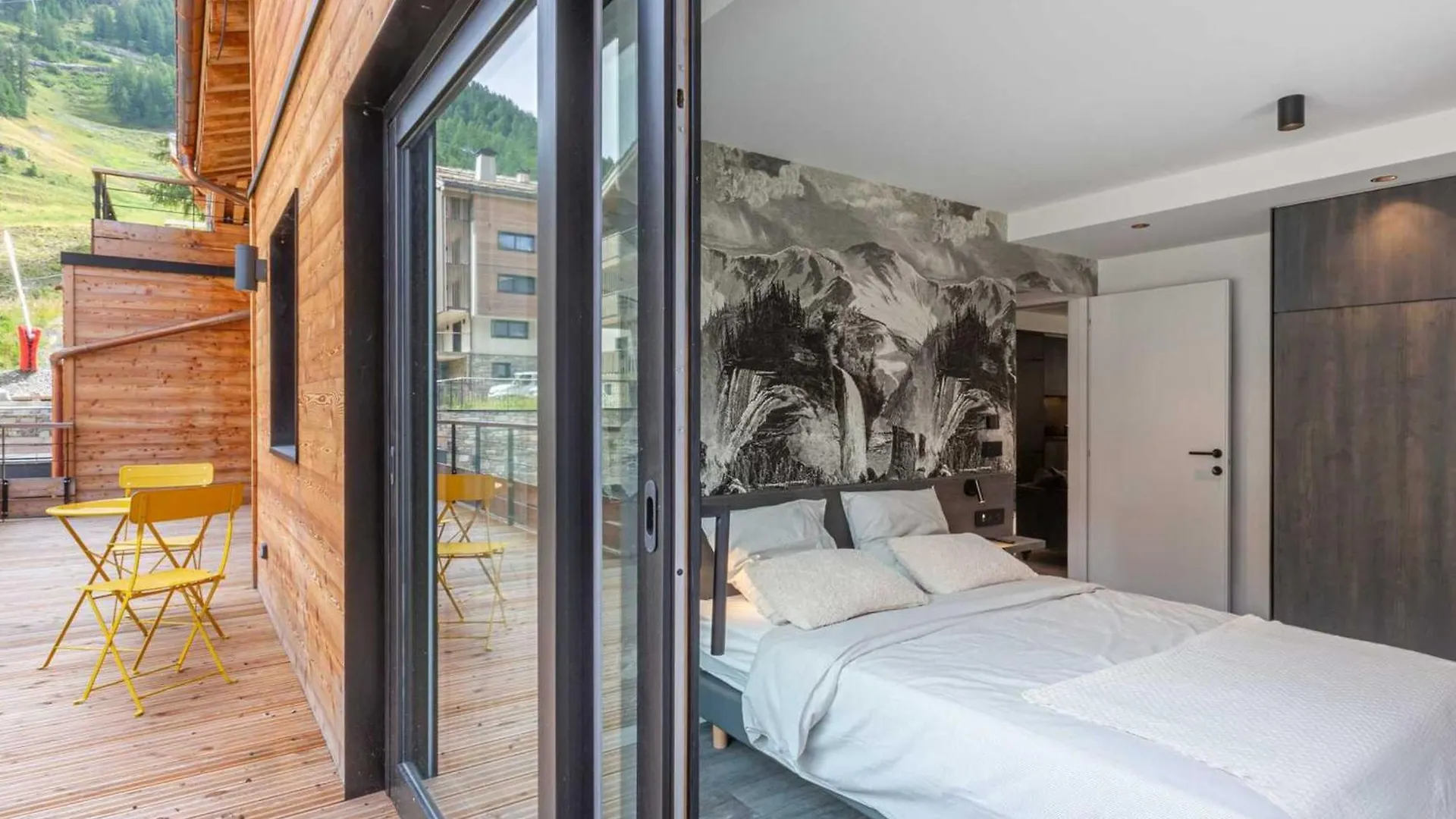 Bel Appartement Avec Wifi, Garage, Cheminee Et Grande Terrasse Au Pied Des Pistes A Val-D'Isere - Fr-1-694-325 0*,  フランス