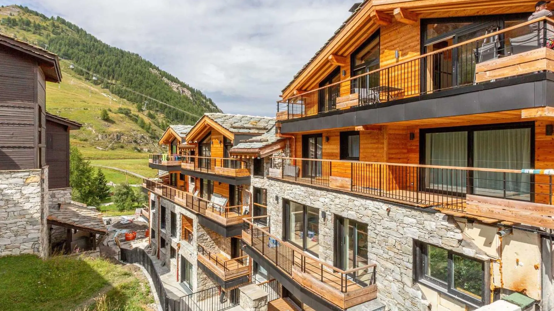 Bel Appartement Avec Wifi, Garage, Cheminee Et Grande Terrasse Au Pied Des Pistes A Val-D'Isere - Fr-1-694-325 Apartment