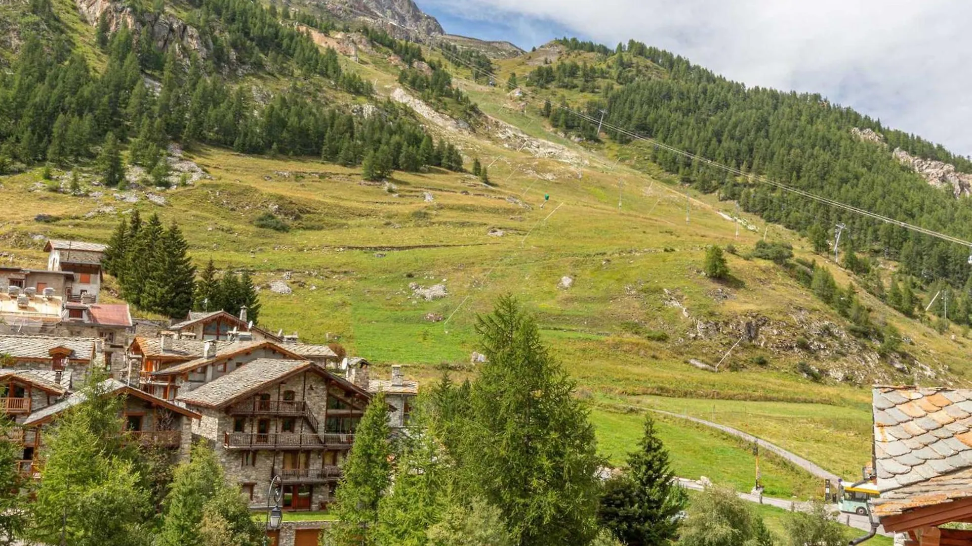 Bel Appartement Avec Wifi, Garage, Cheminee Et Grande Terrasse Au Pied Des Pistes A Val-D'Isere - Fr-1-694-325